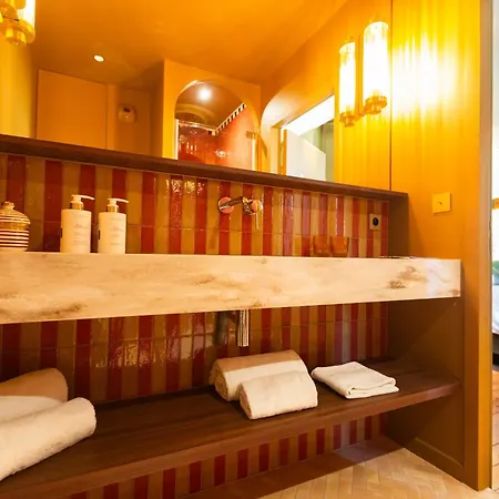 La Particuliere * Caen