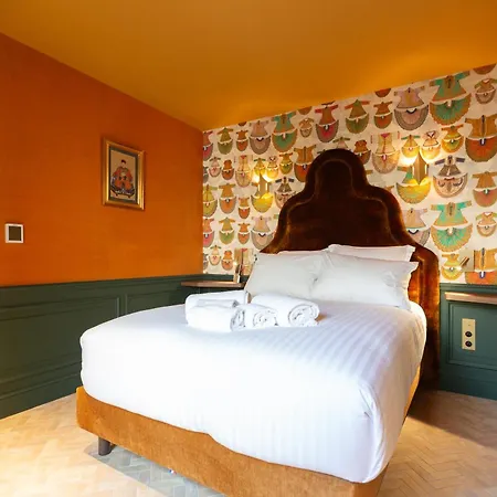 La Particuliere Hotell Caen